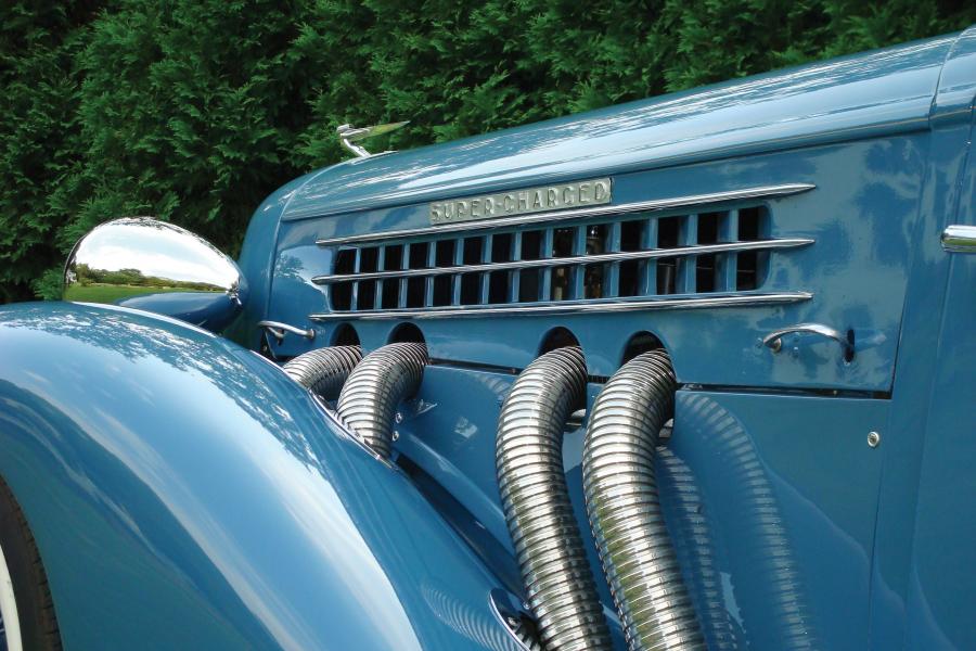 Детали экстерьера Auburn 852 SC Convertible Coupe 1936 года  (фото 35 из 50)
